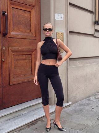 Knee Deep Capri Pants