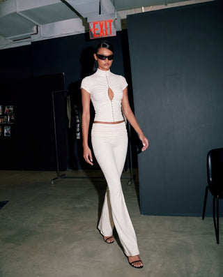 BAD DECISION SHORT SLEEVE TOP OFF-WHITE