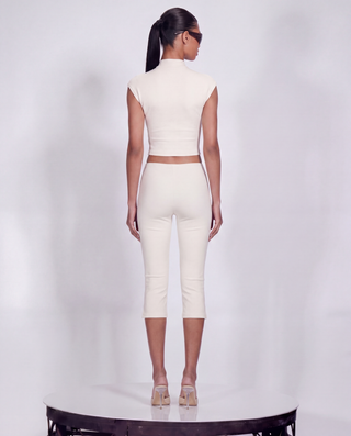 BARE MINIMUM TOP OFF-WHITE