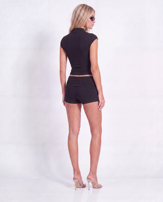 SILENT THREAT SHORTS IN BLACK