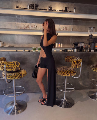 Stay Mad Asymmetric Top Black